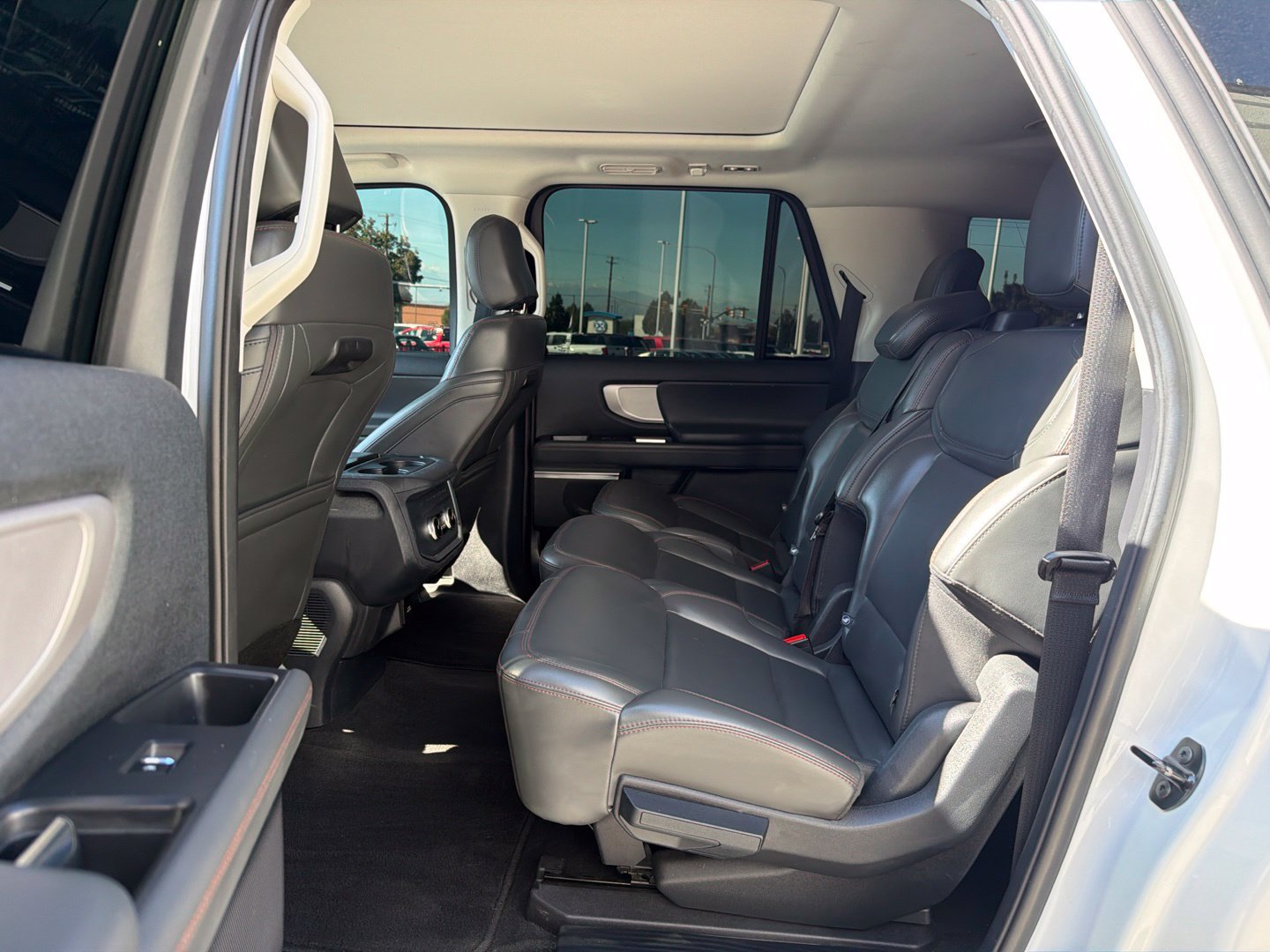 Used 2025 Ford Expedition Max Active AWD/4WD image 14