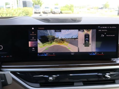 Used 2023 BMW X7 xDrive40i w/ M Sport Package AWD/4WD image 92