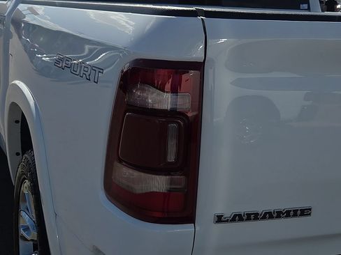 Used 2022 RAM 1500 Laramie w/ Sport Appearance Package AWD/4WD image 9