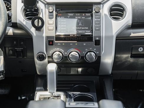 Used 2019 Toyota Tundra SR5 w/ SR5 Upgrade Package AWD/4WD image 24