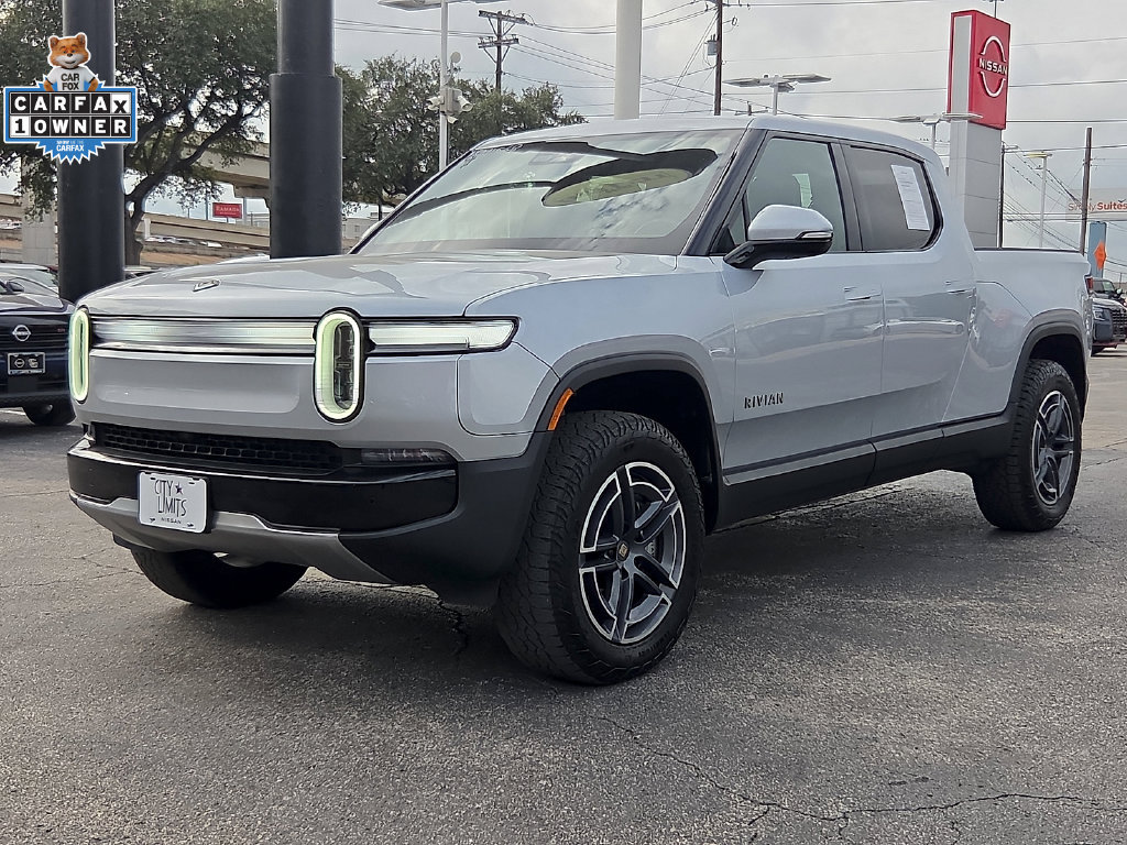 Used 2025 Rivian R1T Adventure Dual AWD/4WD image 2