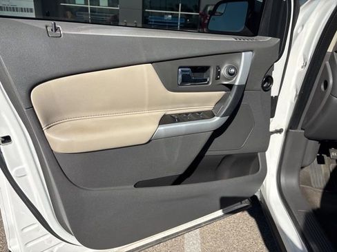 Used 2014 Ford Edge SEL image 15