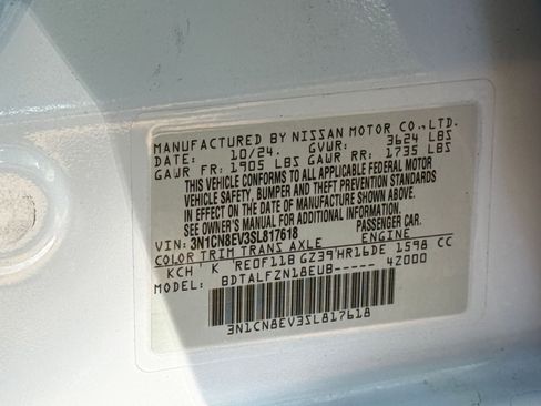 Used 2025 Nissan Versa SV image 25