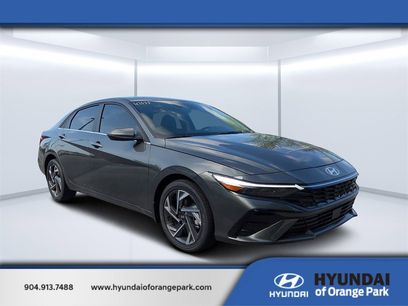 New 2025 Hyundai Elantra Limited