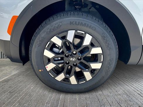 New 2025 Hyundai Santa Cruz SE image 11