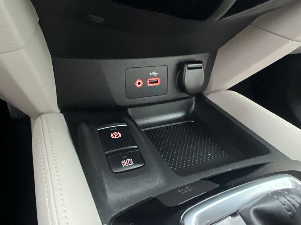 Used 2020 Nissan Rogue Sport SL w/ Premium Package AWD/4WD image 57