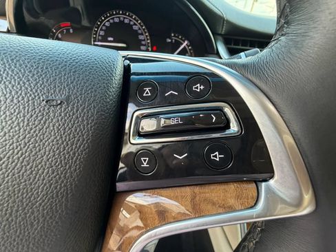Used 2018 Cadillac XTS Luxury AWD/4WD image 39