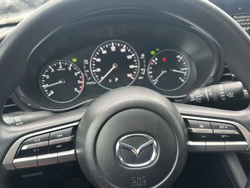 Used 2022 MAZDA MAZDA3 s image 6