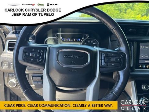 Used 2021 GMC Yukon XL Denali w/ Denali Premium Package AWD/4WD image 14