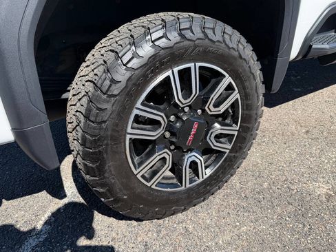 Used 2023 GMC Sierra 2500 AT4 w/ Gooseneck/5TH Wheel Package AWD/4WD image 60