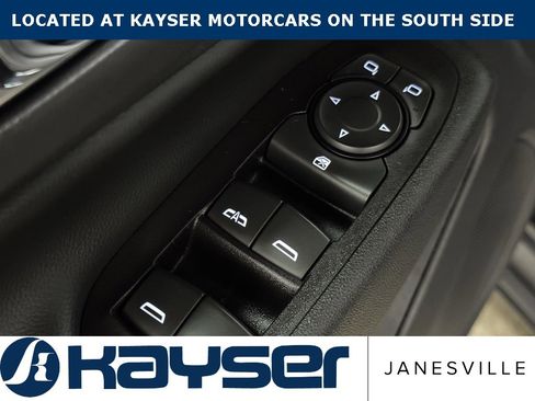 Used 2018 Chevrolet Equinox LT image 25