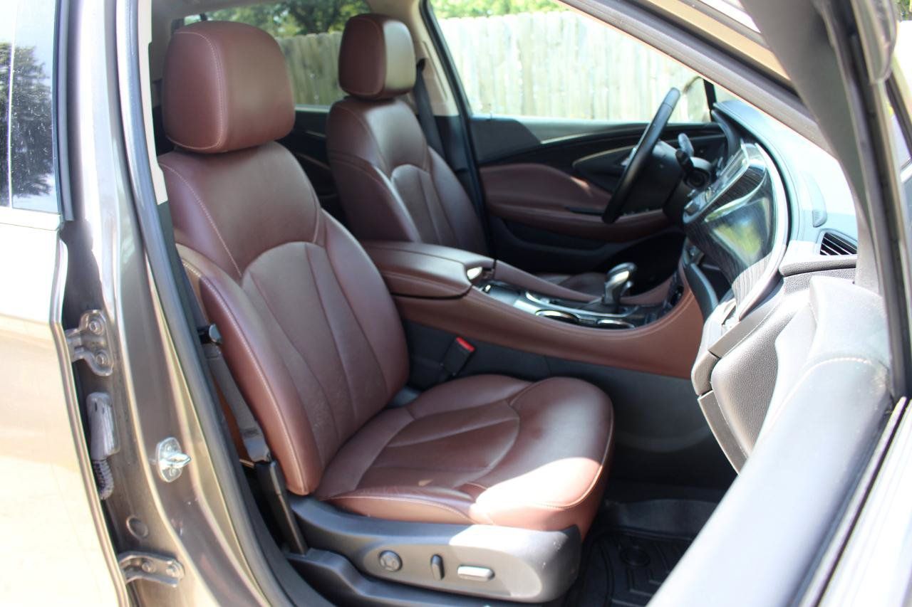 Used 2017 Buick Envision Premium AWD/4WD image 42