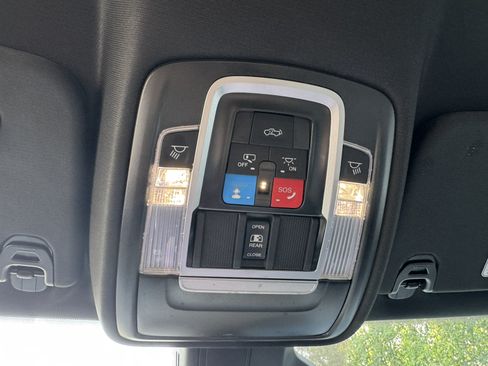 Used 2025 RAM 1500 Big Horn RWD image 26