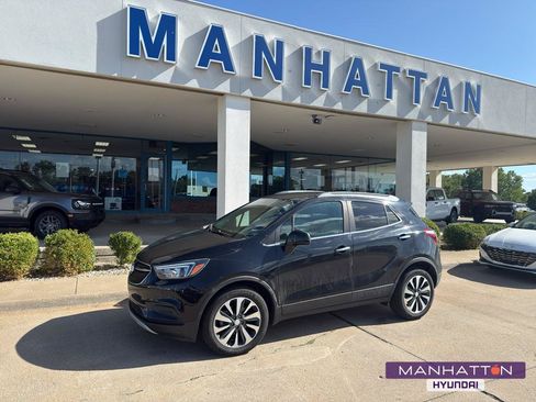 Used 2021 Buick Encore Preferred w/ Safety Package II FWD image 1