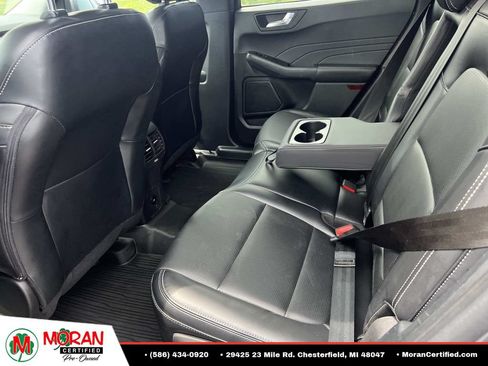 Used 2023 Ford Escape Platinum AWD/4WD image 13