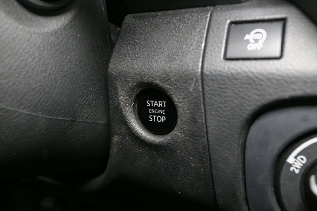 Used 2026 Nissan Frontier PRO-4X AWD/4WD image 24