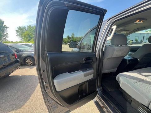 Used 2012 Toyota Tundra 4x4 Double Cab w/ SR5 Pkg image 19