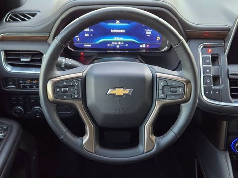 Used 2022 Chevrolet Tahoe High Country image 15