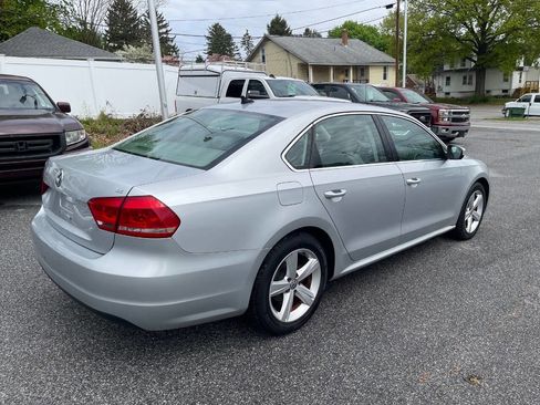 Used 2013 Volkswagen Passat 2.5 SE FWD image 6