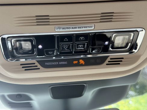 Used 2022 Lincoln Aviator Reserve w/ Equipment Group 201A AWD/4WD image 36