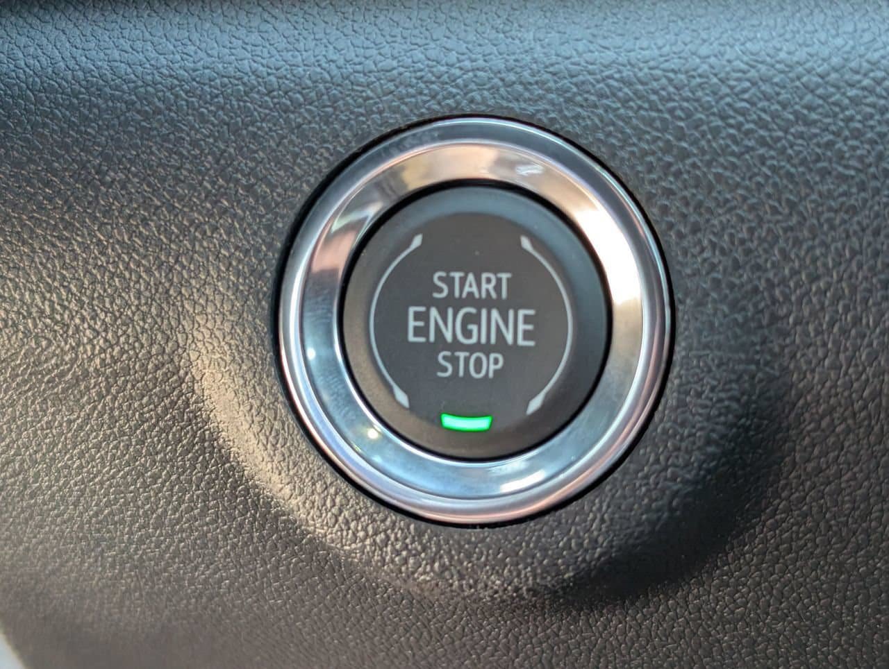 New 2027 GMC Terrain Elevation w/ Elevation Premium Package FWD image 17