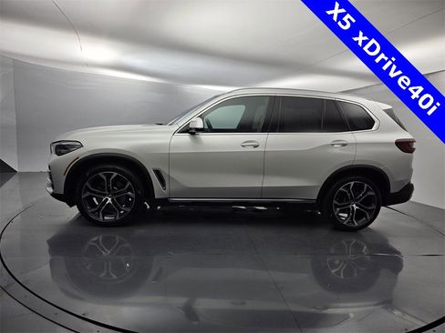 Used 2023 BMW X5 xDrive40i w/ Premium Package image 9