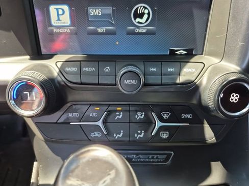 Used 2015 Chevrolet Corvette Stingray Coupe RWD image 23