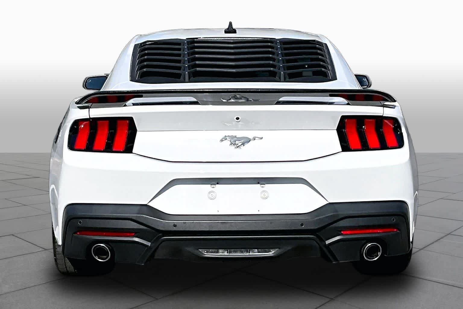 Used 2024 Ford Mustang Coupe w/ 2.3L High Performance Package RWD image 5