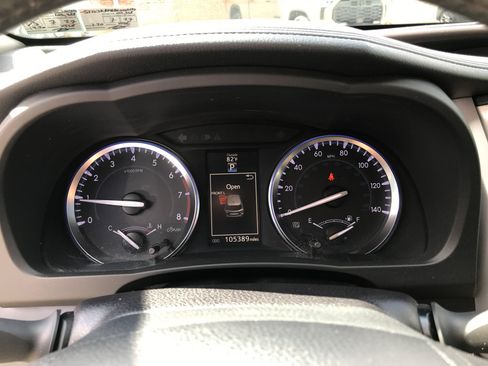 Used 2016 Toyota Highlander XLE AWD/4WD image 16