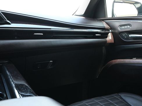 Used 2021 Cadillac Escalade ESV Sport Platinum RWD image 9