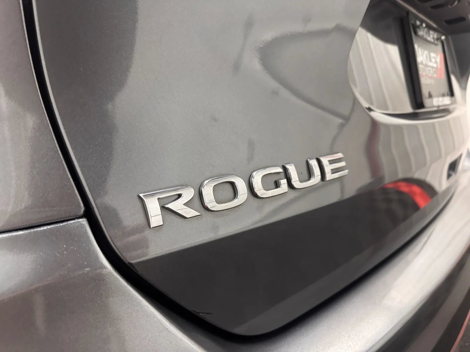 Used 2020 Nissan Rogue S FWD image 13