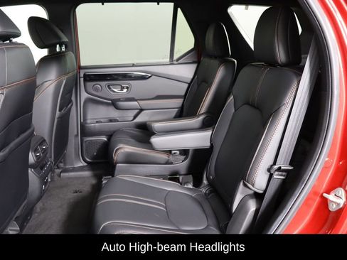 Used 2024 Honda Pilot TrailSport image 15