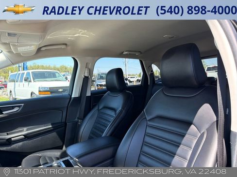 Used 2024 Ford Edge SEL AWD/4WD image 2