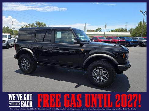 New 2025 Ford Bronco Badlands AWD/4WD image 2