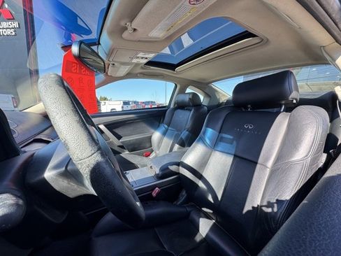 Used 2003 INFINITI G35 Base w/ Premium Pkg image 16