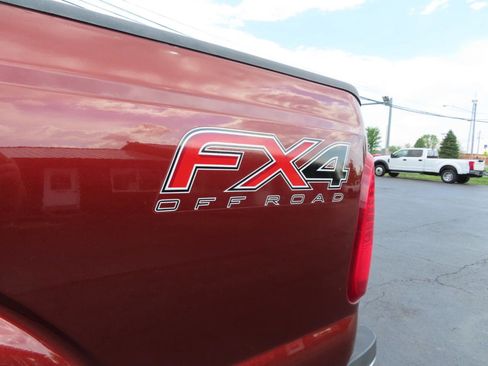 Used 2016 Ford F250 Lariat w/ Lariat Interior Package image 17