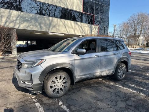 Used 2022 Honda Passport EX-L image 2