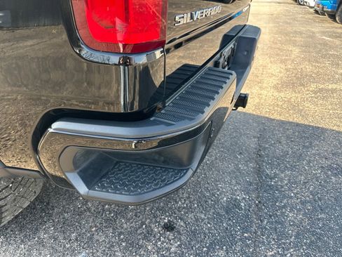 Certified 2023 Chevrolet Silverado 1500 ZR2 image 25