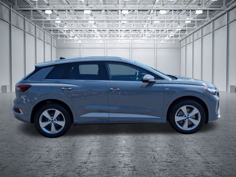 Used 2023 Audi Q4 e-tron Premium Plus AWD/4WD image 6