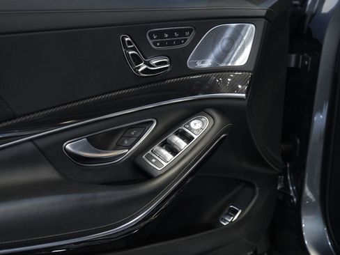 Used 2020 Mercedes-Benz S 63 AMG 4MATIC Sedan image 24
