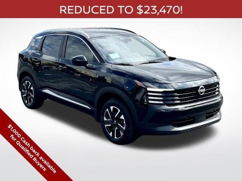 New 2026 Nissan Kicks SV image 2