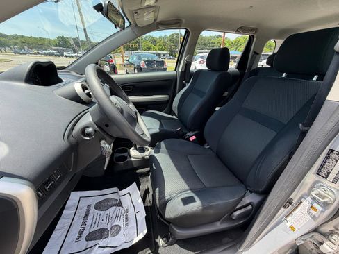 Used 2006 Scion xA FWD image 26