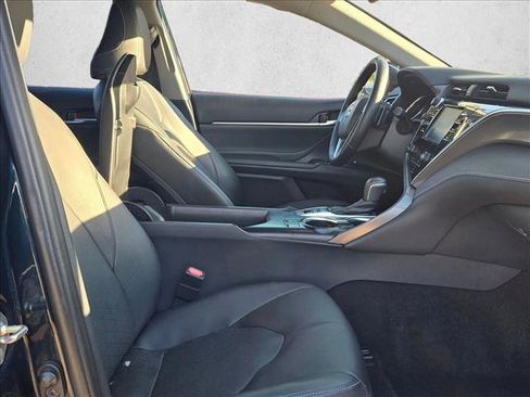 Used 2018 Toyota Camry XSE image 20