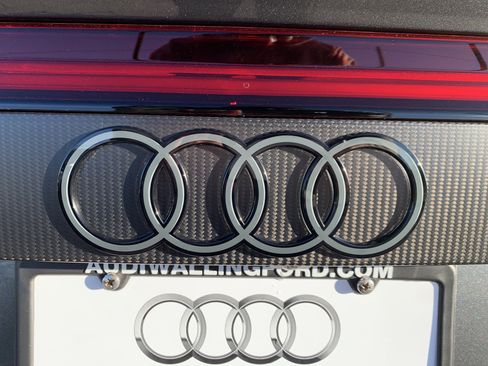 New 2026 Audi RS Q8 performance image 23