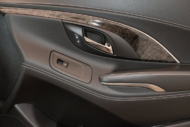 Used 2014 Buick LaCrosse Leather FWD image 11