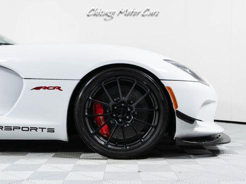 Used 2016 Dodge Viper ACR image 14
