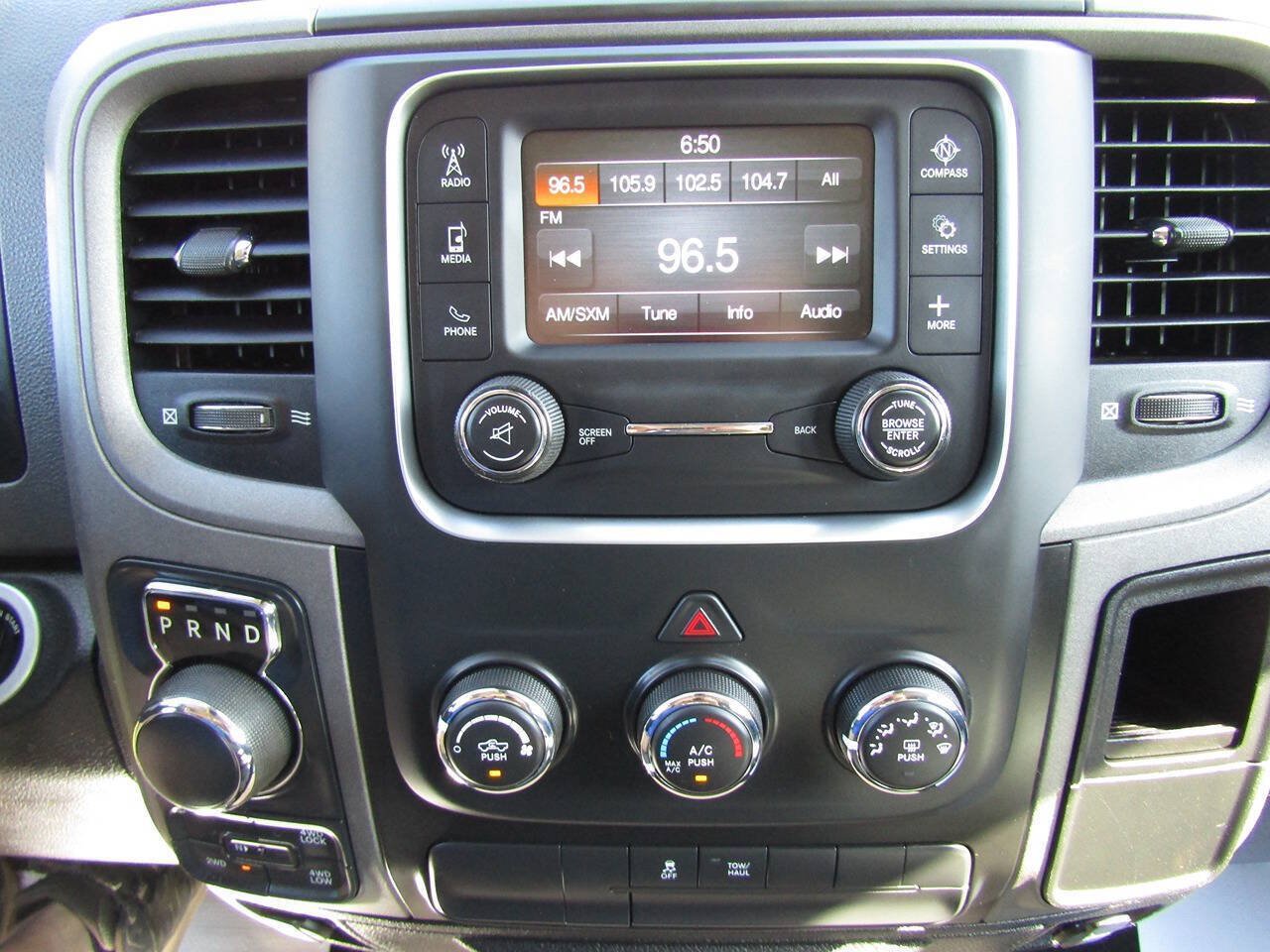 Used 2019 RAM 1500 Express AWD/4WD image 13
