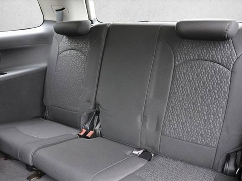 Used 2011 GMC Acadia SL w/ Preferred Package FWD image 22