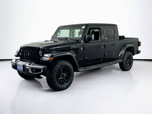 Used 2023 Jeep Gladiator Sport AWD/4WD image 1
