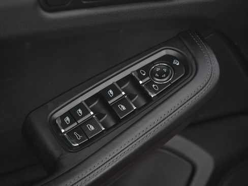 Used 2020 Porsche Macan GTS AWD/4WD image 20
